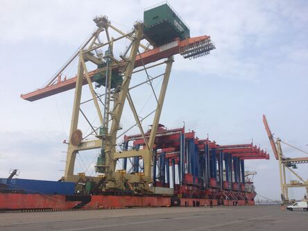 New ship-to-shore crane at BCT